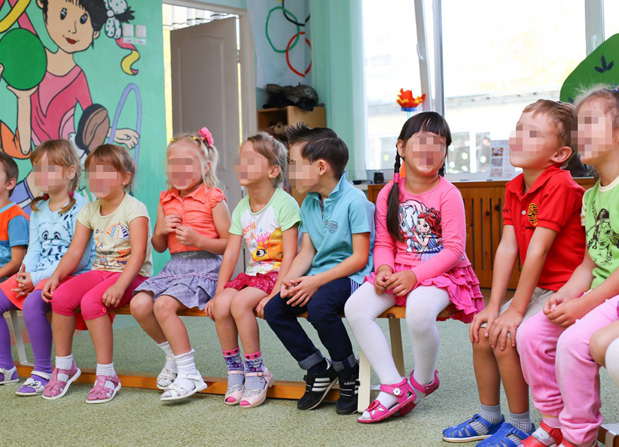 Mr Clown's visit to kindergartens all over Cyprus.